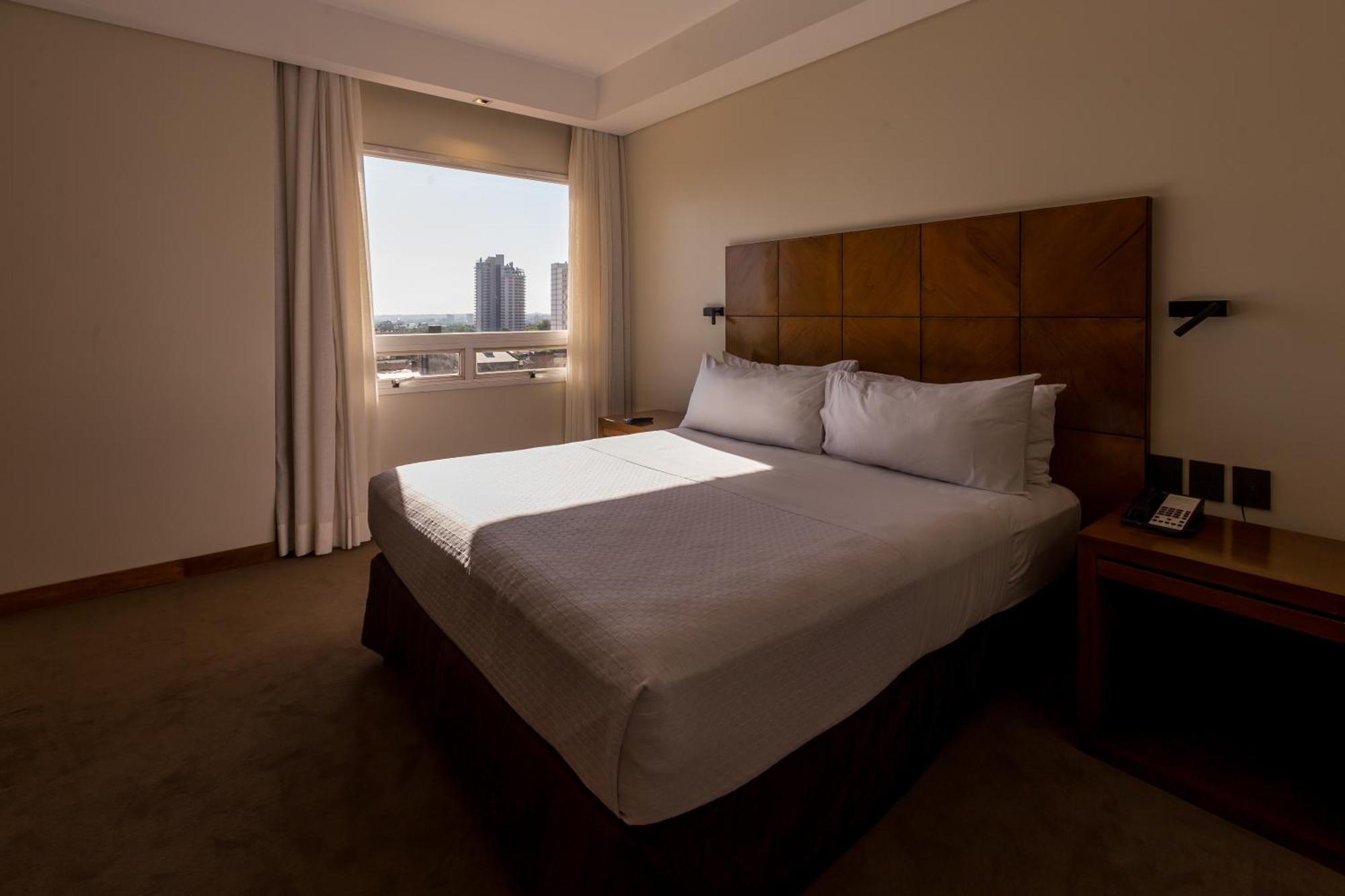 Crowne Plaza Asuncion By Ihg Hotell Exteriör bild