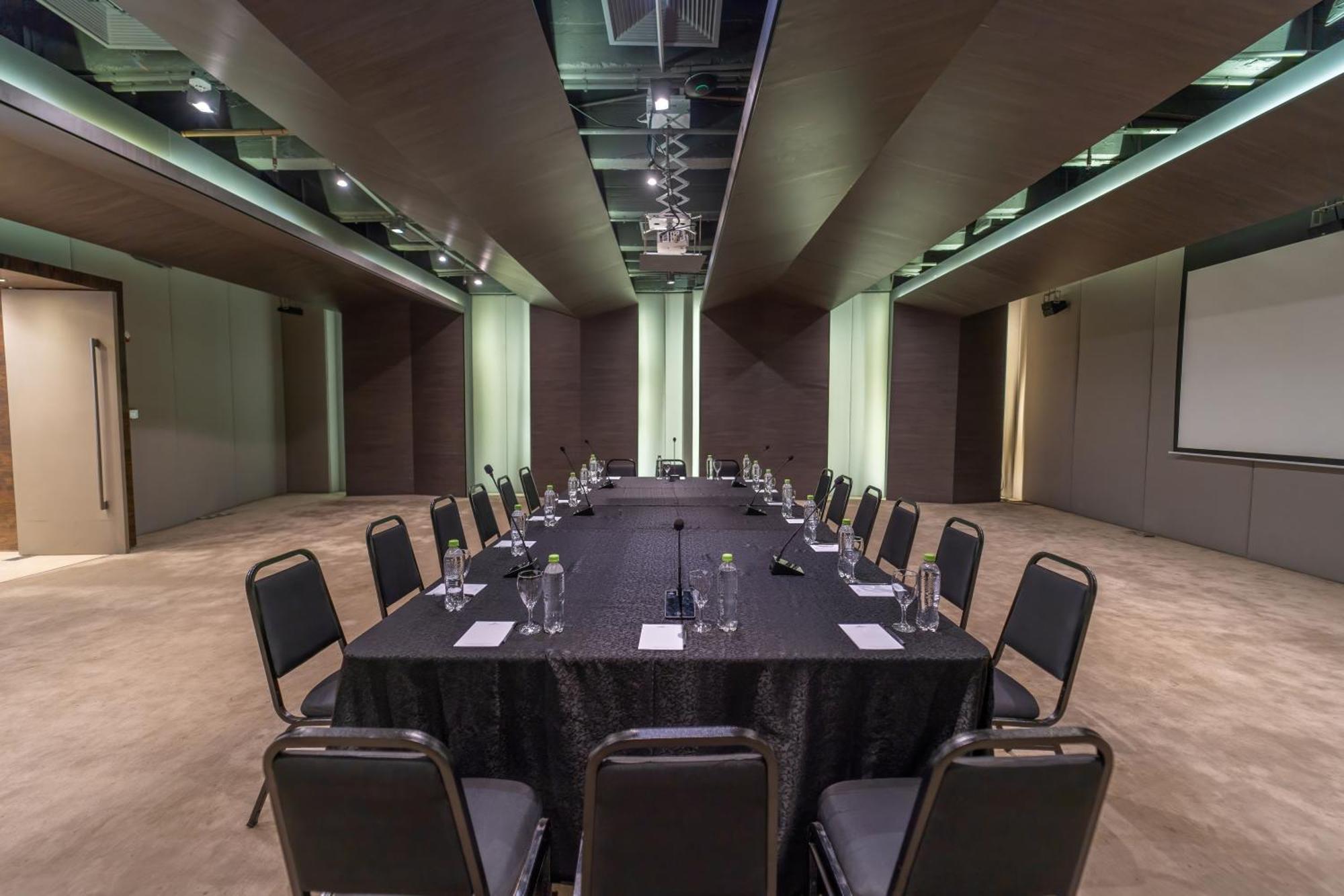 Crowne Plaza Asuncion By Ihg Hotell Exteriör bild