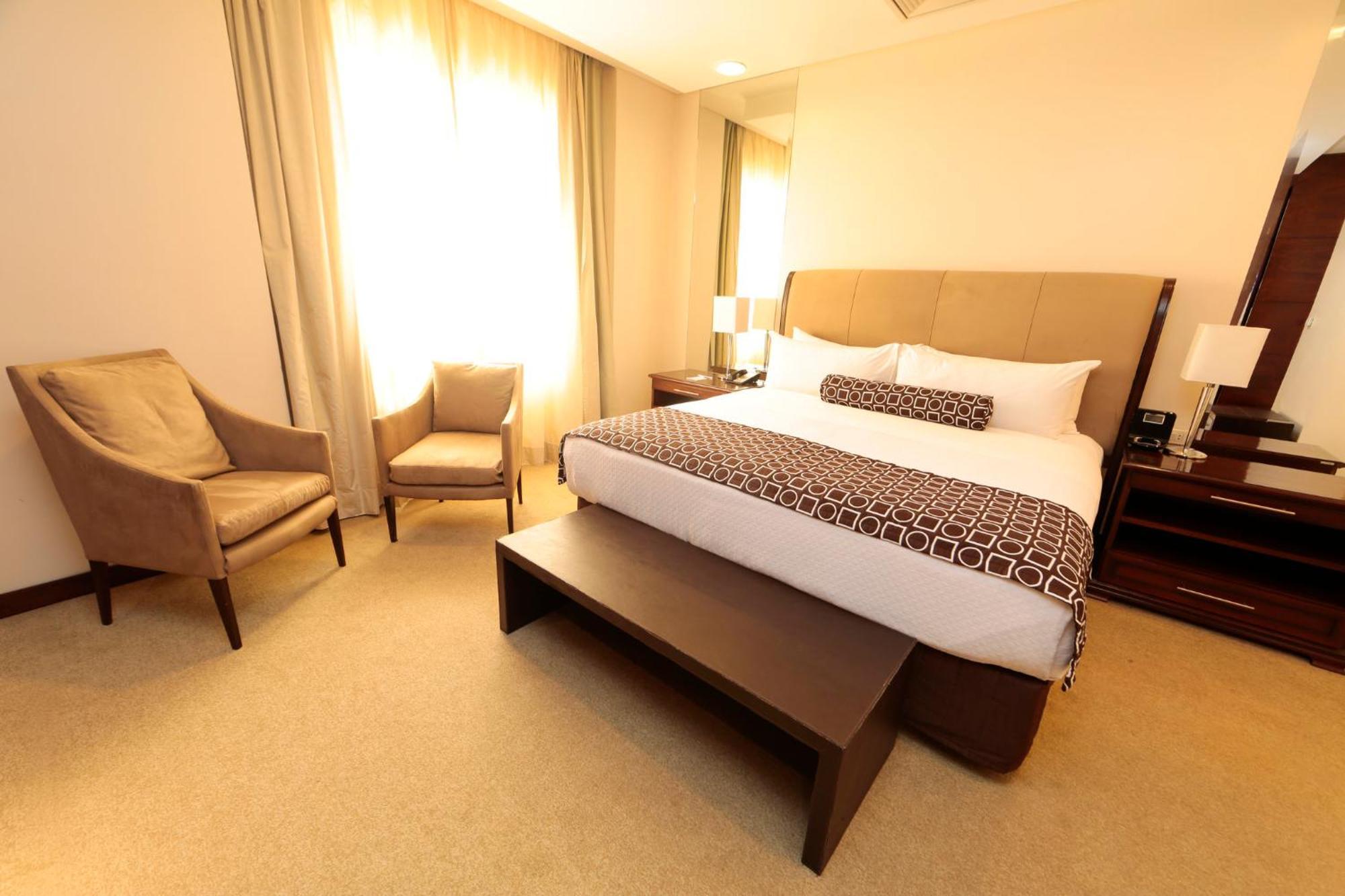 Crowne Plaza Asuncion By Ihg Hotell Exteriör bild